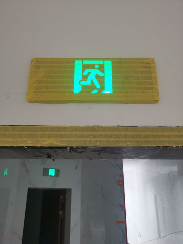 地下空間應(yīng)急疏散系統(tǒng)的特殊設(shè)計要求有哪些？